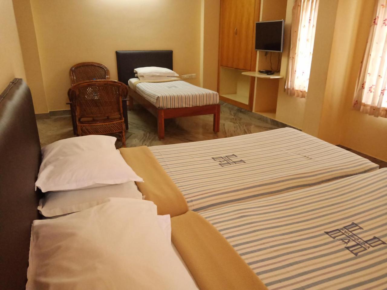 Hotel Victoriyah Thanjavur Exterior foto